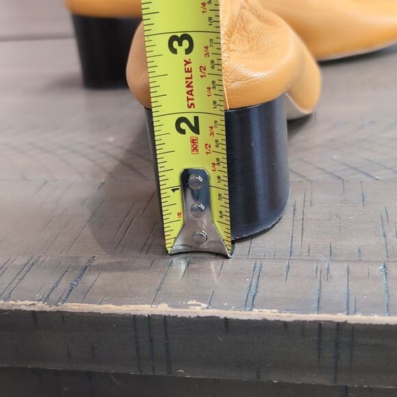 Everlane Mustard Yellow Leather Block Heels - Picture 15 of 15